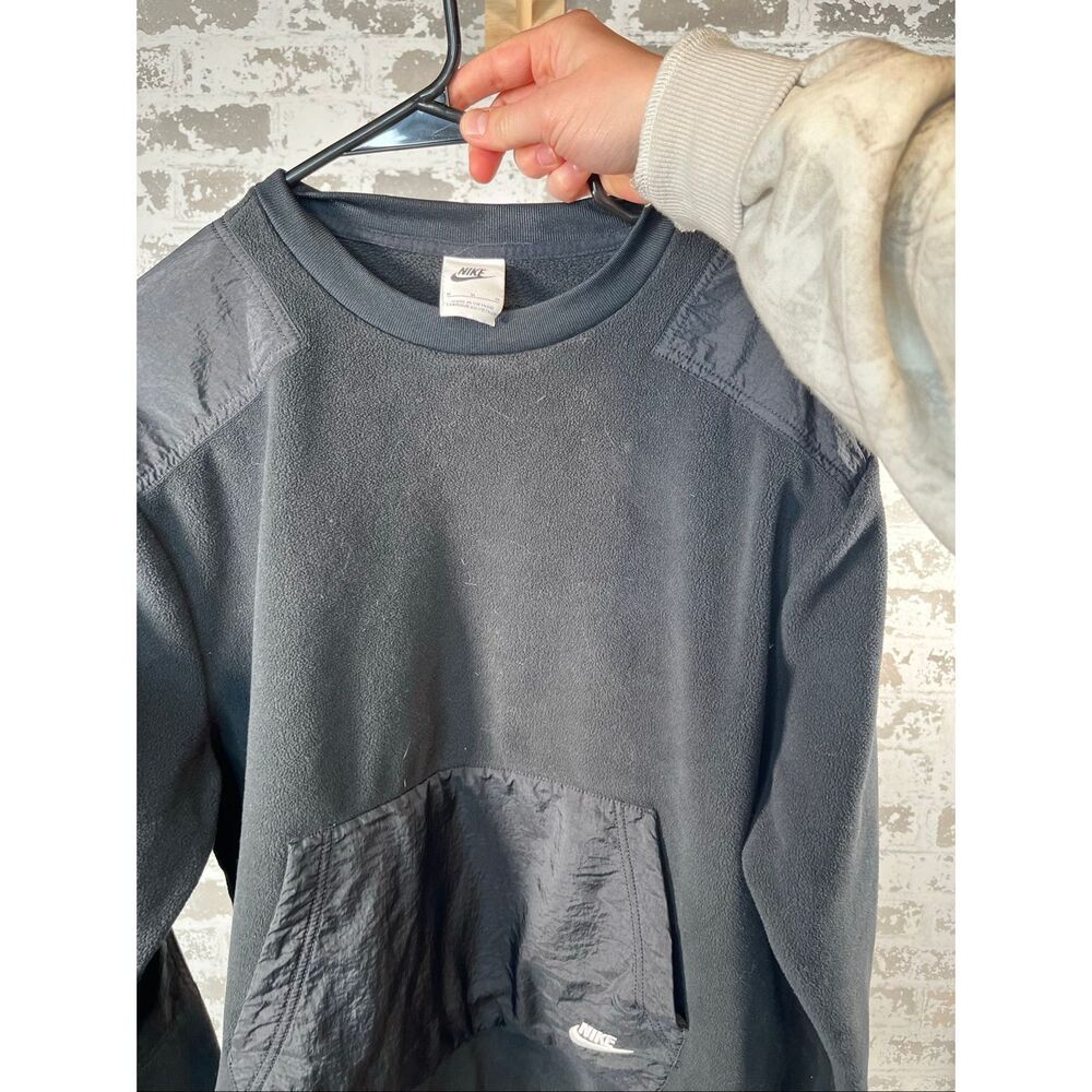 Nike | women fleece black crewneck with patches